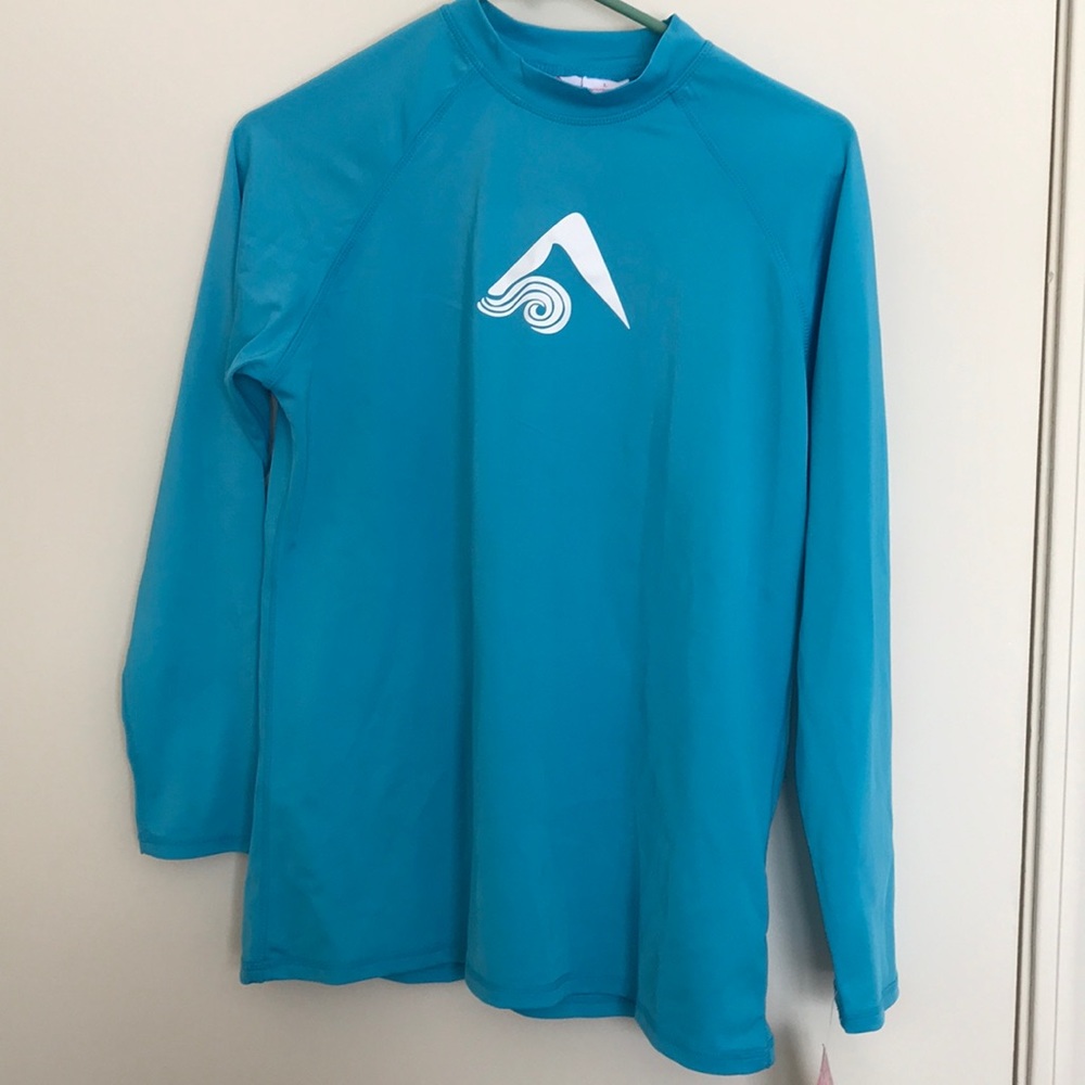 NWT Kanu Rashguard Women’s long sleeves